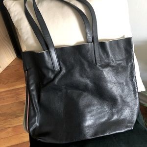 Everlane Leather Tote in Black